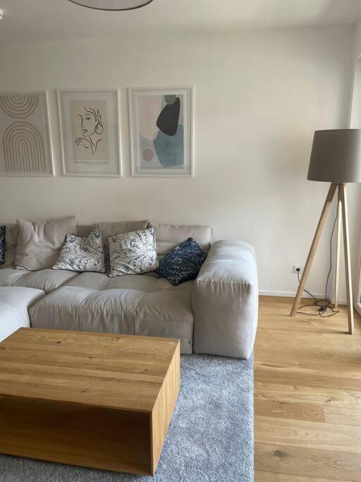 Wunderschoenes 4 Zimmer Apartment Mit Seeblick Bad Wiessee Exterior foto